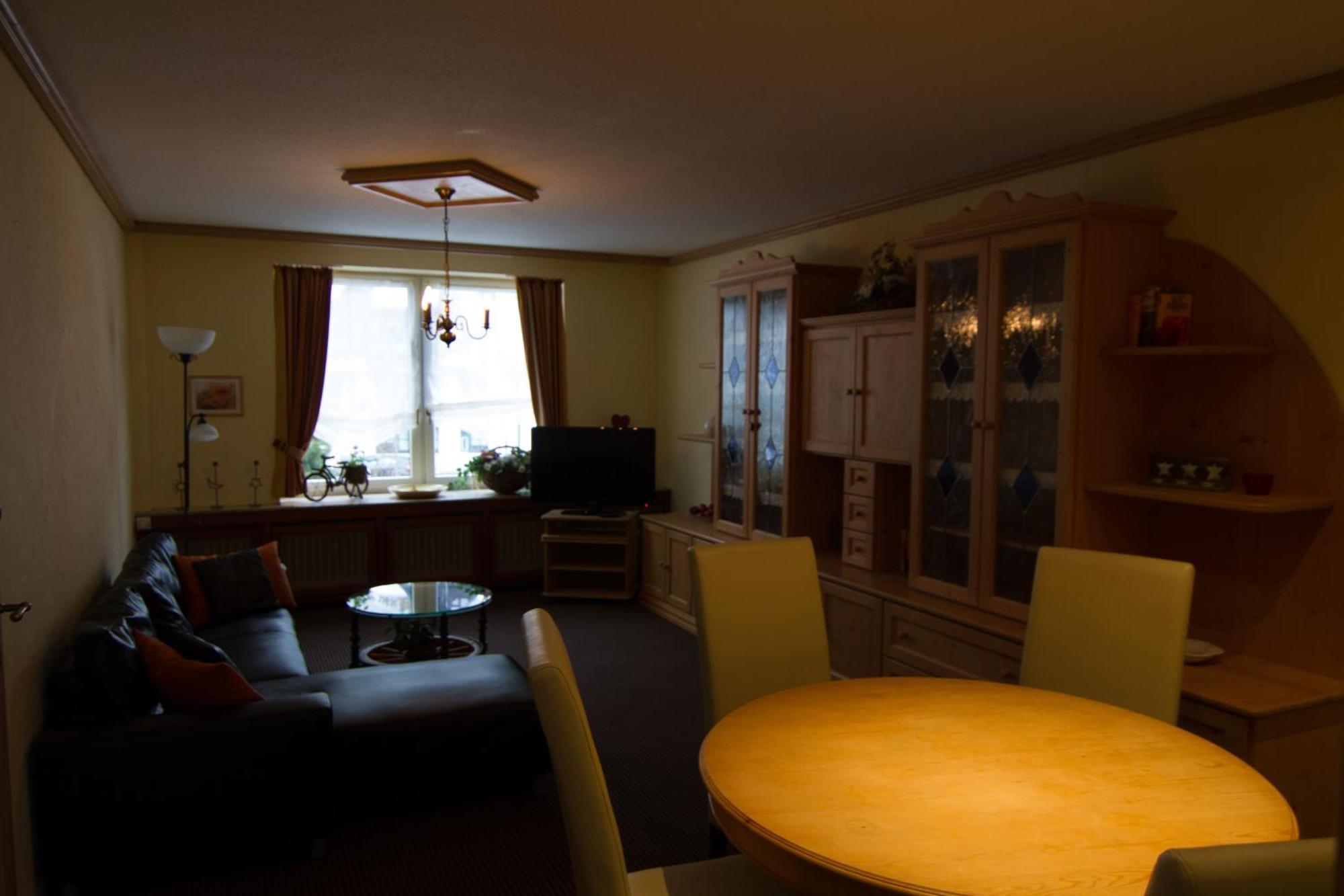 Aparthotel Jaegerhaus Виллинген Экстерьер фото